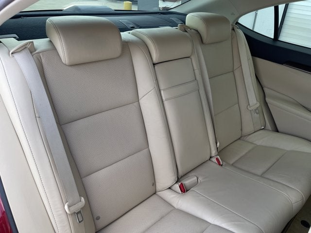 2013 Lexus ES 350 4dr Sdn