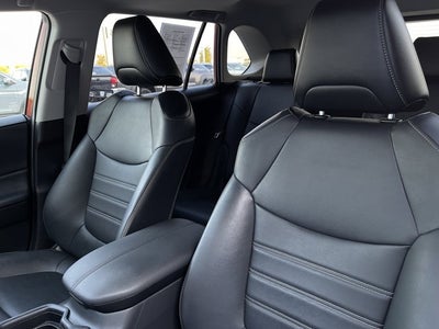 2021 Toyota RAV4 Hybrid XLE Premium