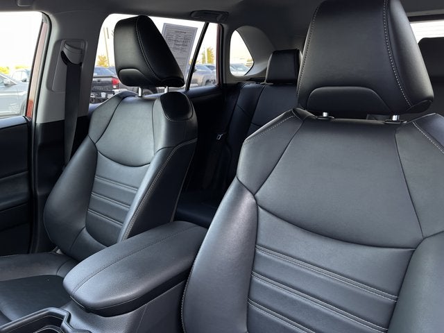 2021 Toyota RAV4 Hybrid XLE Premium