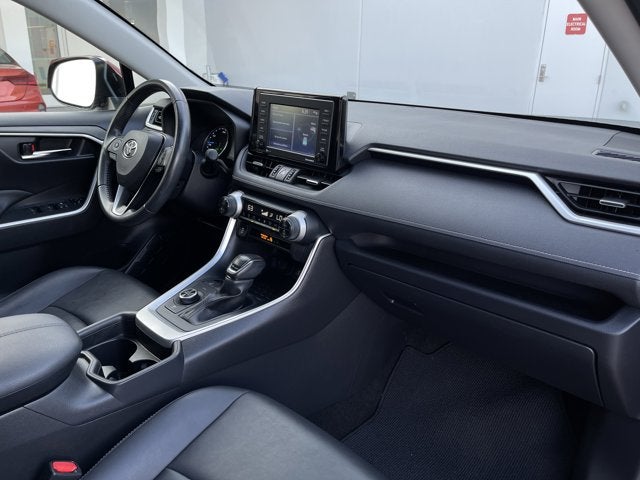 2021 Toyota RAV4 Hybrid XLE Premium