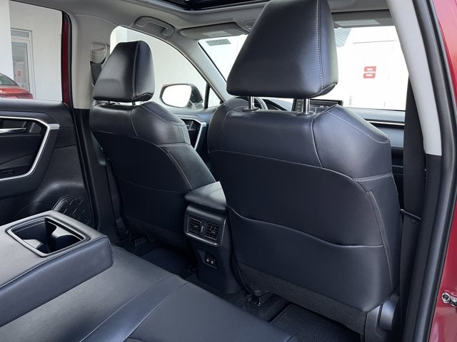 2021 Toyota RAV4 Hybrid XLE Premium