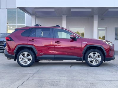 2021 Toyota RAV4 Hybrid XLE Premium