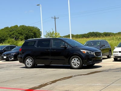 2016 Kia Sedona LX