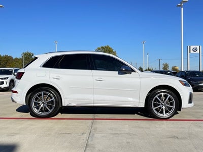 2022 Audi SQ5 Premium