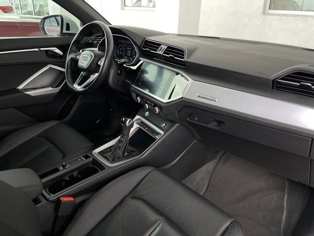 2019 Audi Q3 Premium