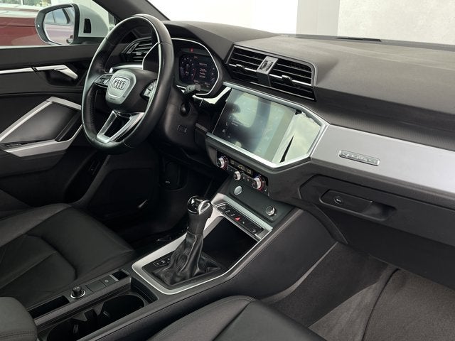 2019 Audi Q3 Premium
