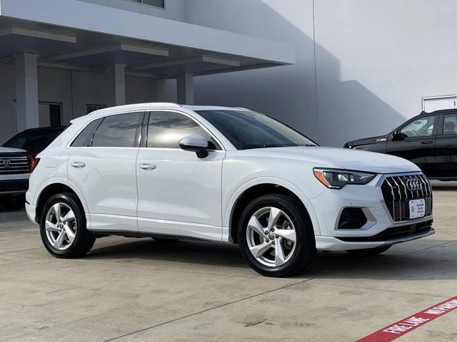 2019 Audi Q3 Premium