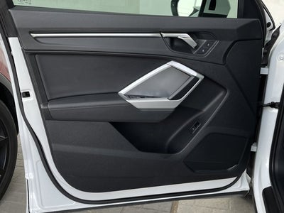 2019 Audi Q3 Premium