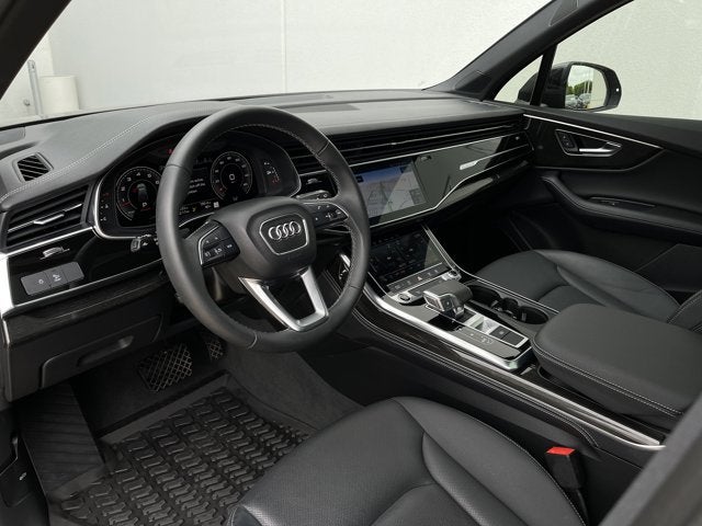 2025 Audi Q7 Premium Plus