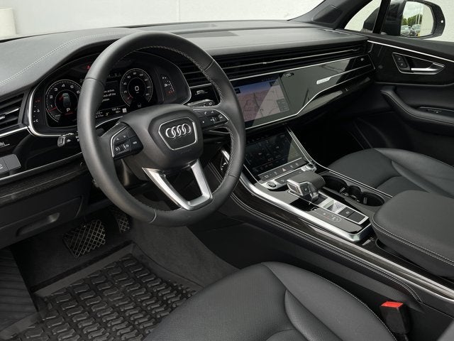 2025 Audi Q7 Premium Plus