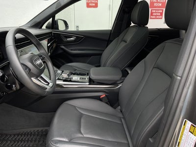 2025 Audi Q7 Premium Plus