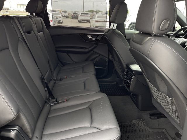 2025 Audi Q7 Premium Plus