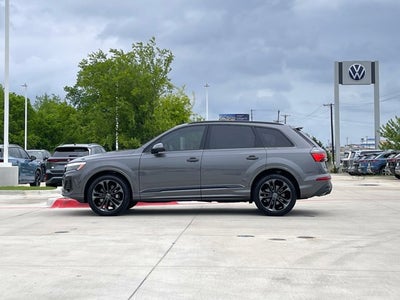 2025 Audi Q7 Premium Plus