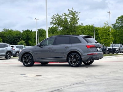 2025 Audi Q7 Premium Plus