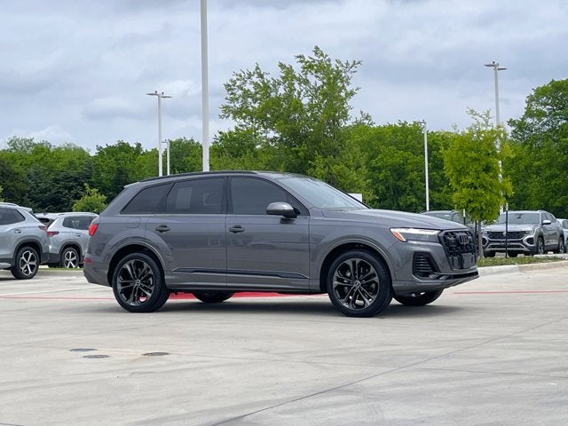 2025 Audi Q7 Premium Plus