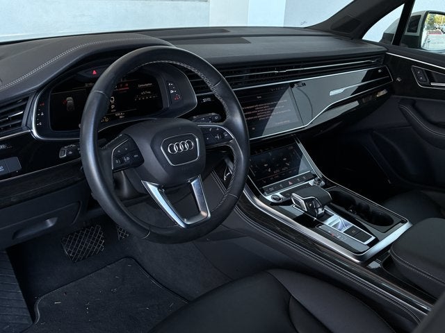 2025 Audi Q7 Premium Plus