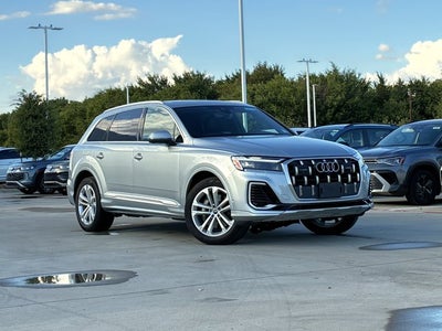 2025 Audi Q7 Premium Plus
