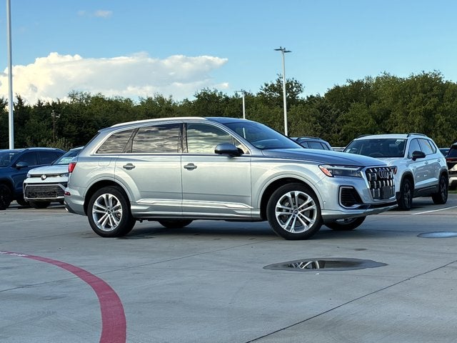 2025 Audi Q7 Premium Plus