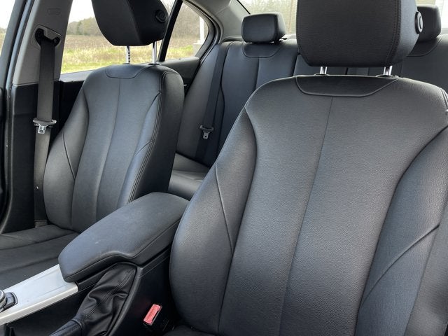 2017 BMW 3 Series 320i xDrive