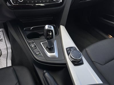 2017 BMW 3 Series 320i xDrive