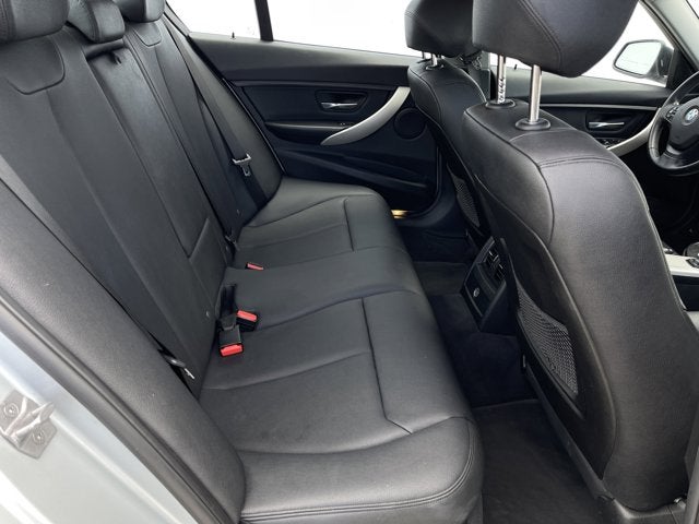 2017 BMW 3 Series 320i xDrive