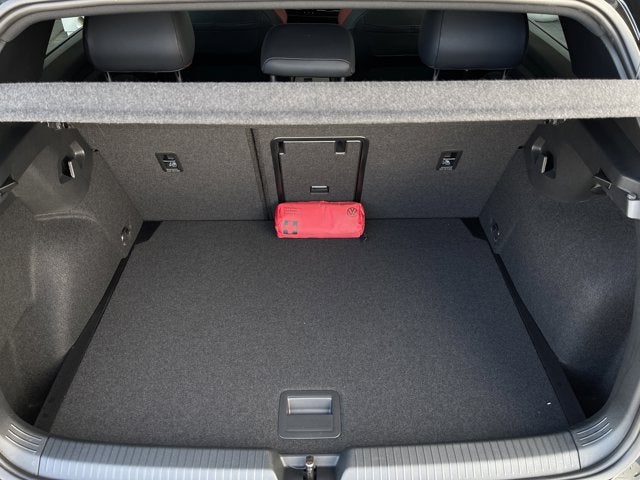 2025 Volkswagen Golf GTI 2.0T SE