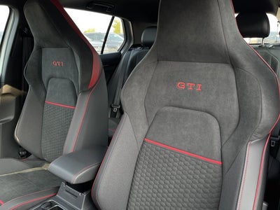 2026 Volkswagen Golf GTI 2.0T SE